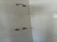 Bathroom 1 - 6 square meters of property in Tasbetpark