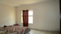 Main Bedroom - 16 square meters of property in Tasbetpark