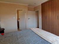 Main Bedroom - 16 square meters of property in Mooikloof Ridge