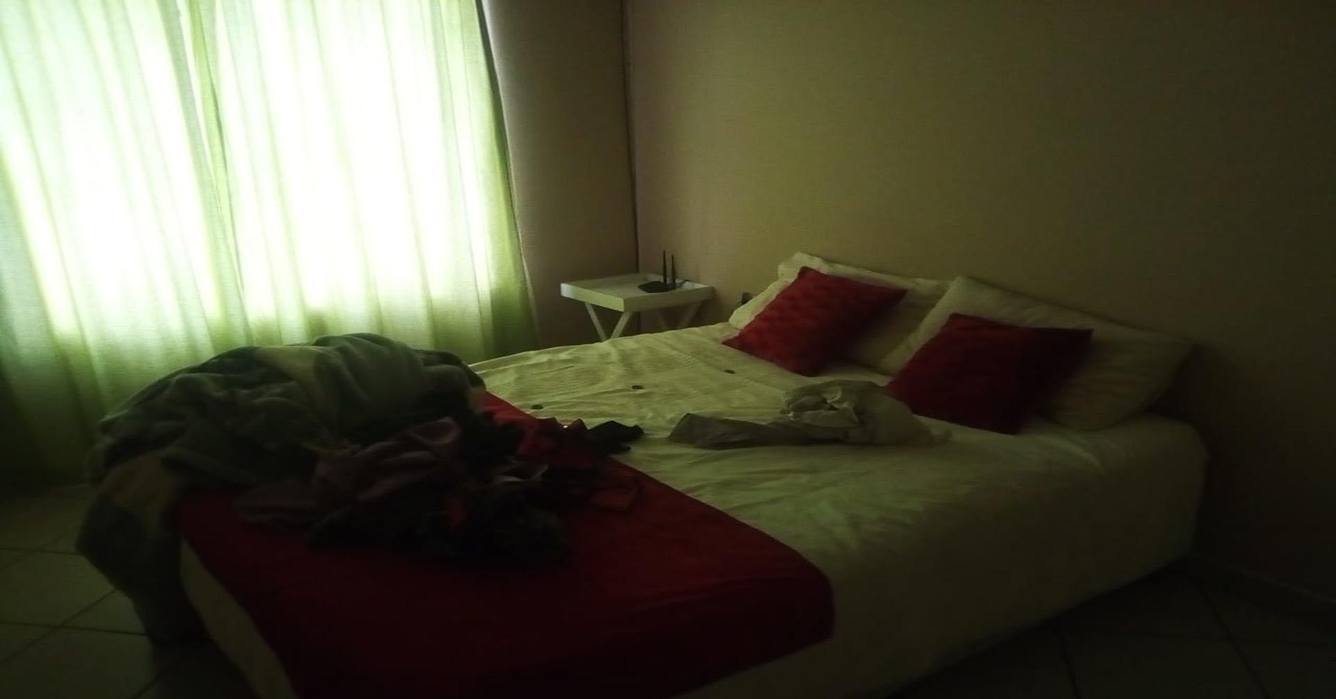 Bed Room 1 of property in Middelburg - MP