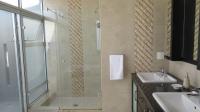 Main Bathroom - 11 square meters of property in Uvongo