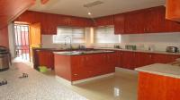 Kitchen - 22 square meters of property in Lenasia South