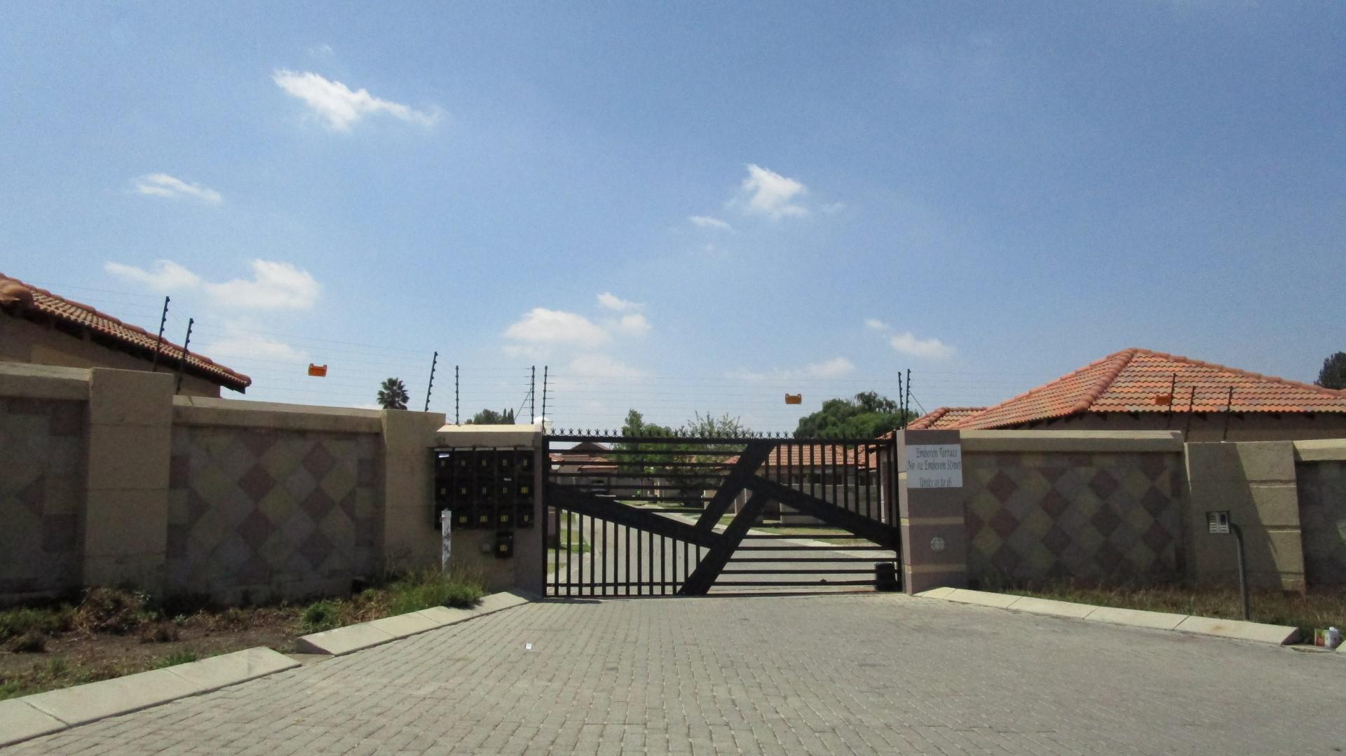 Front View of property in Kempton Park