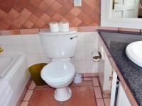 Bathroom 1 - 6 square meters of property in Port Edward