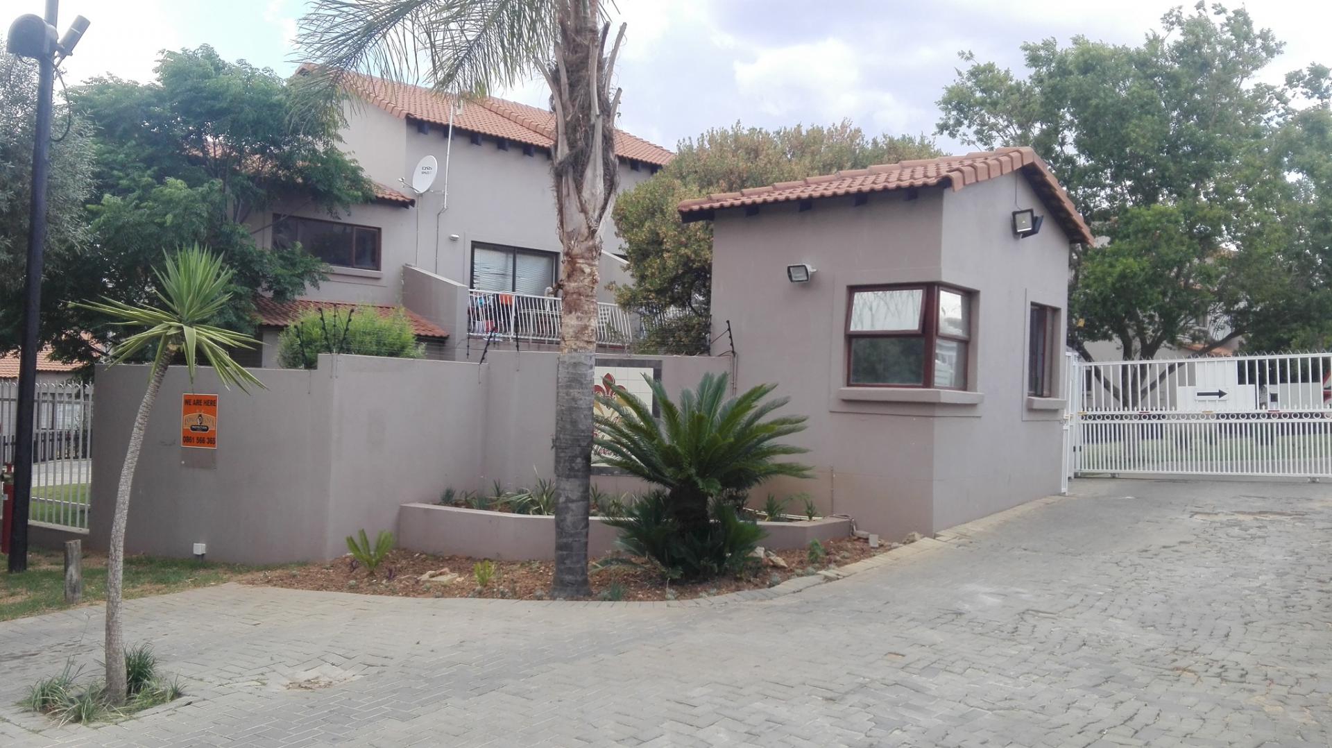 Front View of property in Randburg