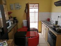 Kitchen of property in Grasslands