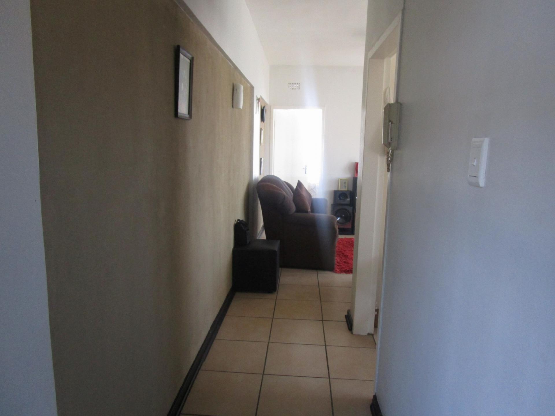 Spaces - 6 square meters of property in Horison