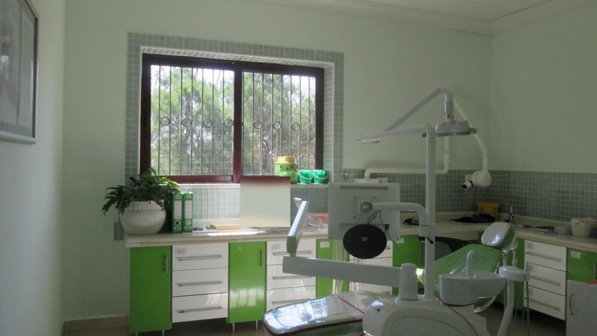 Rooms - 203 square meters of property in Linbro Park A.H.