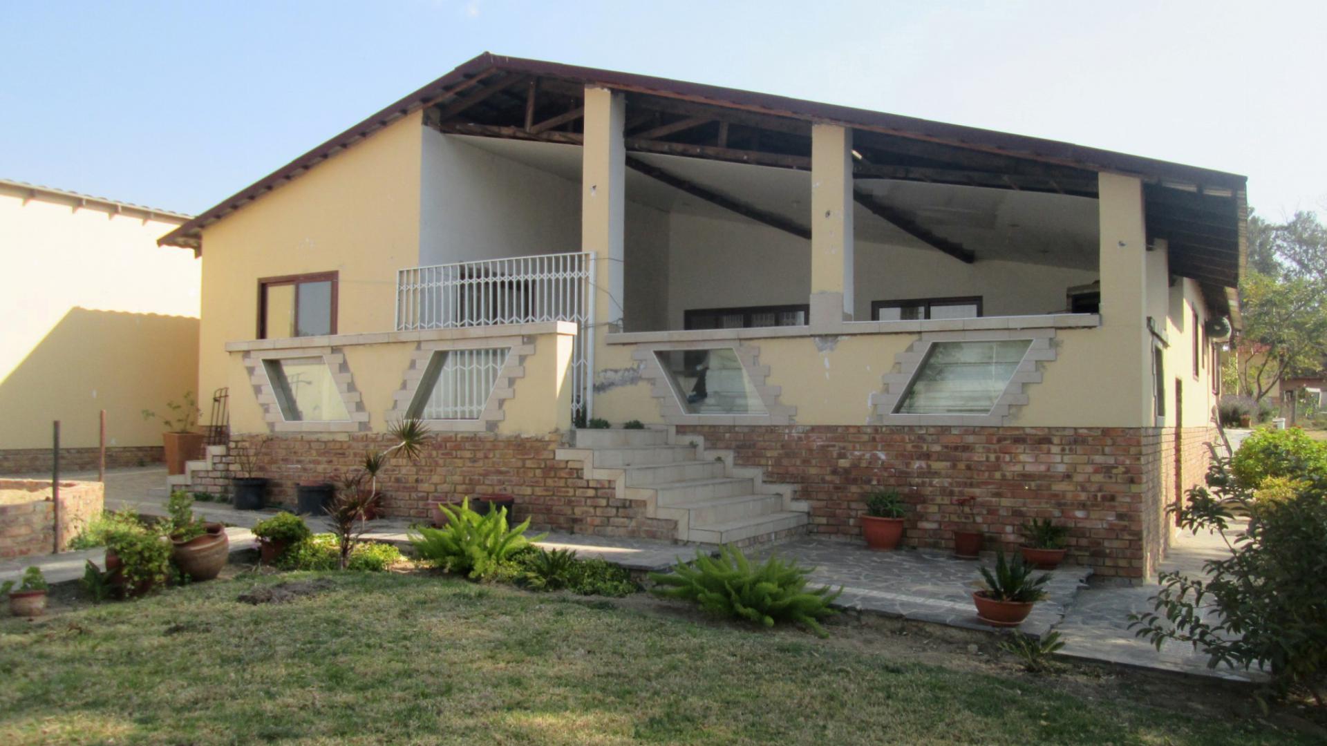 Front View of property in Linbro Park A.H.