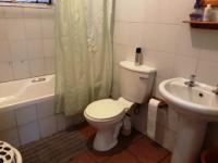 Bathroom 1 - 4 square meters of property in Mayberry Park