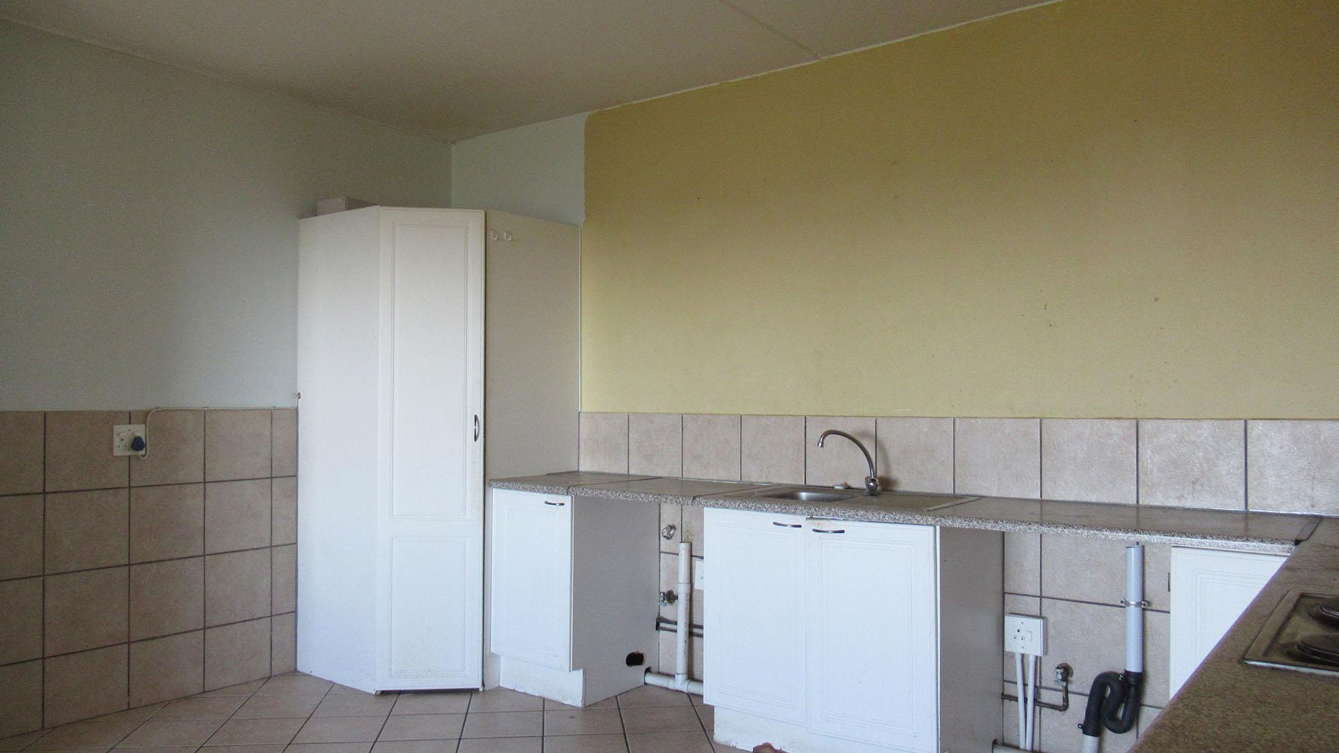 Kitchen - 13 square meters of property in Constantia Kloof