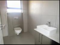 Guest Toilet - 6 square meters of property in Three Rivers