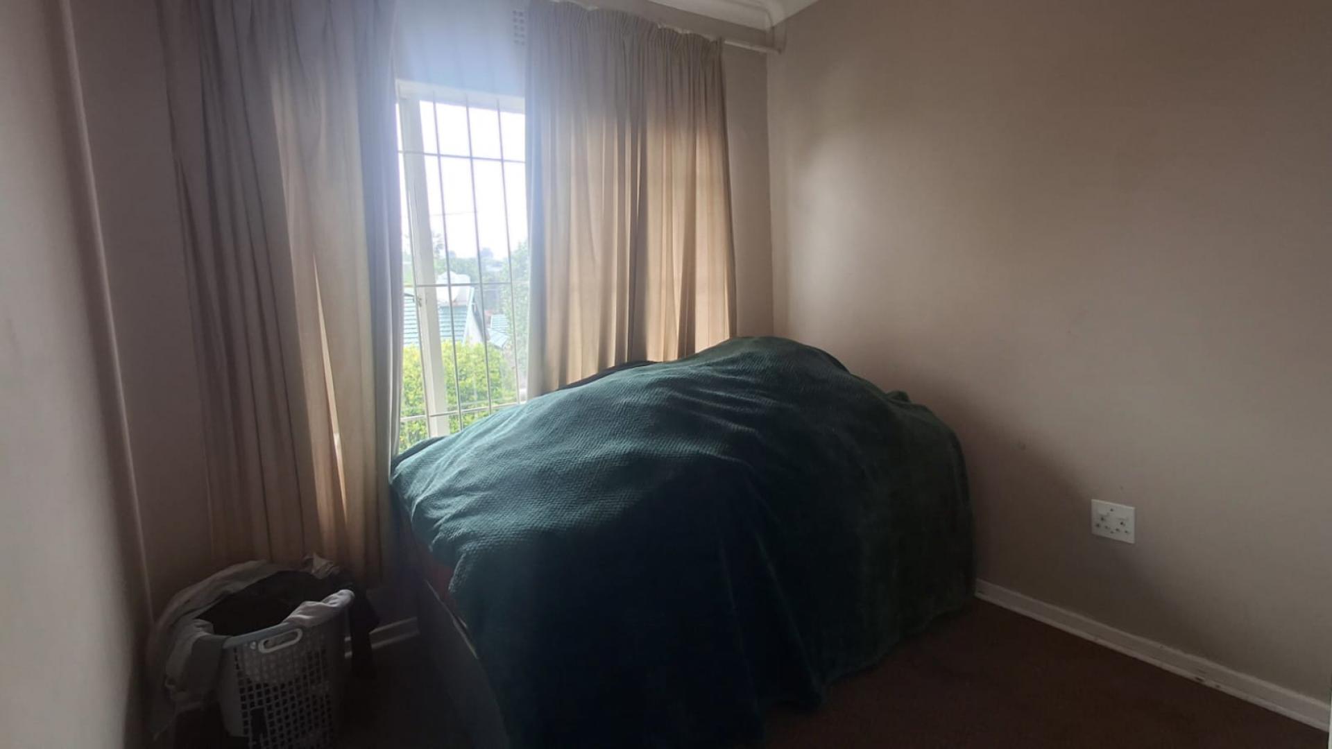 Bed Room 1 - 10 square meters of property in Silverfields