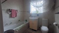Bathroom 2 of property in Silverfields