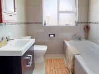 Bathroom 3+ - 13 square meters of property in Midrand