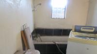 Bathroom 1 - 9 square meters of property in Boksburg