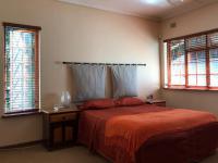 Main Bedroom - 17 square meters of property in Leonard