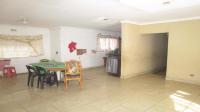 Dining Room - 26 square meters of property in Lenasia South