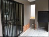 Patio - 11 square meters of property in Brenthurst