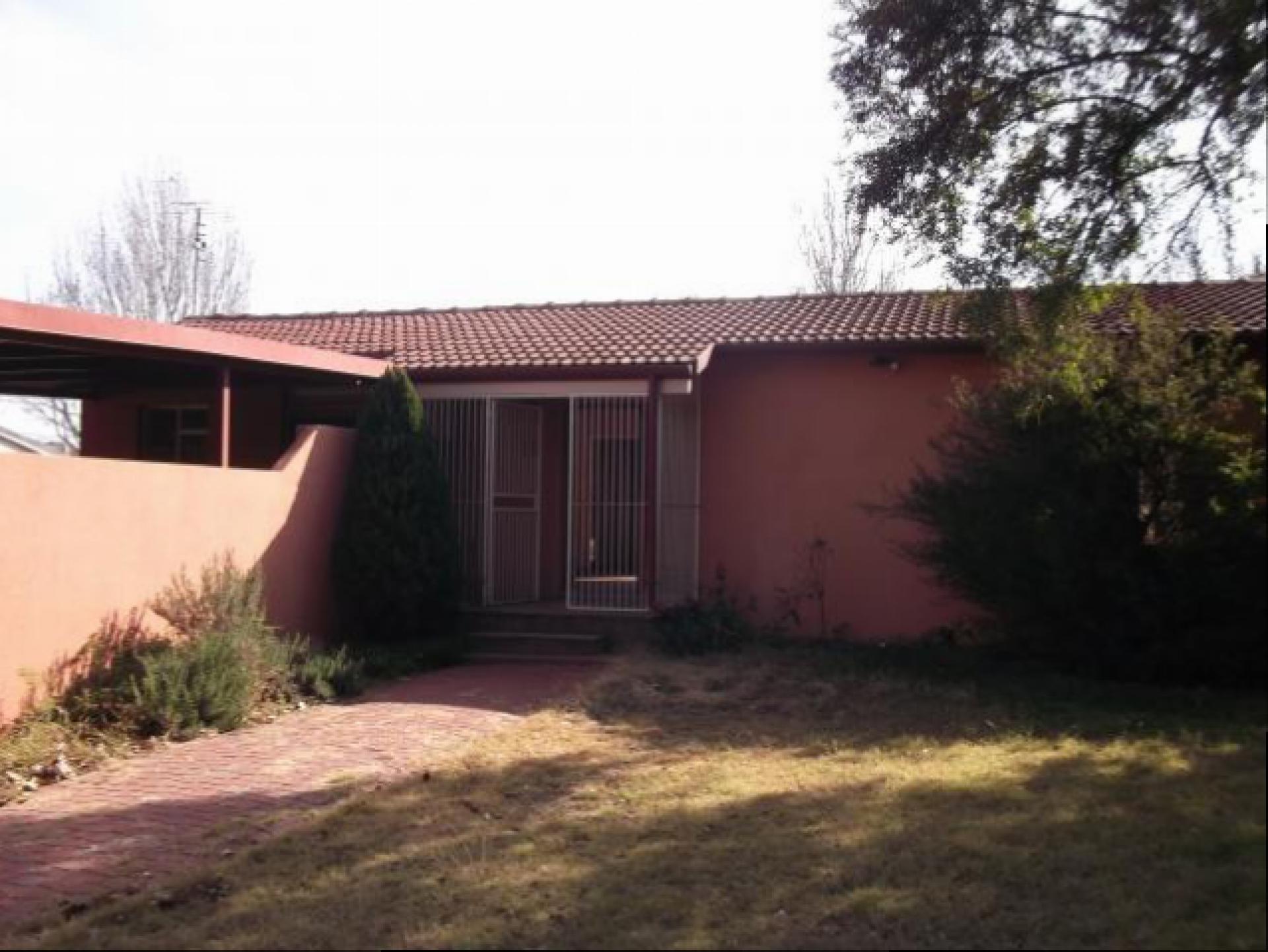 Front View of property in Sasolburg