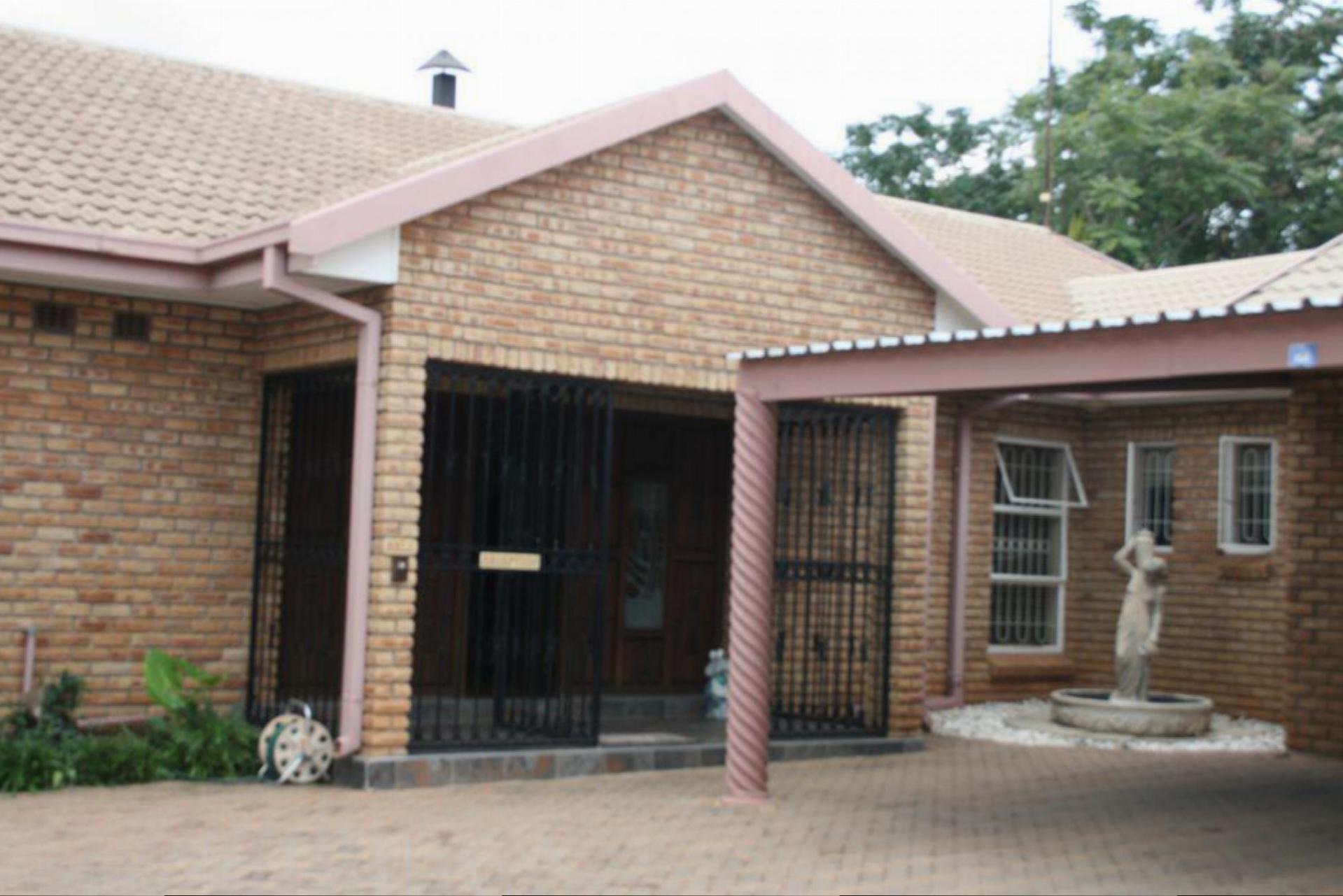 Front View of property in Klerksdorp