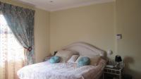 Main Bedroom - 23 square meters of property in Benoni