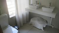 Main Bathroom - 6 square meters of property in Benoni