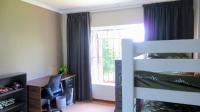 Bed Room 1 - 15 square meters of property in Wingate Park