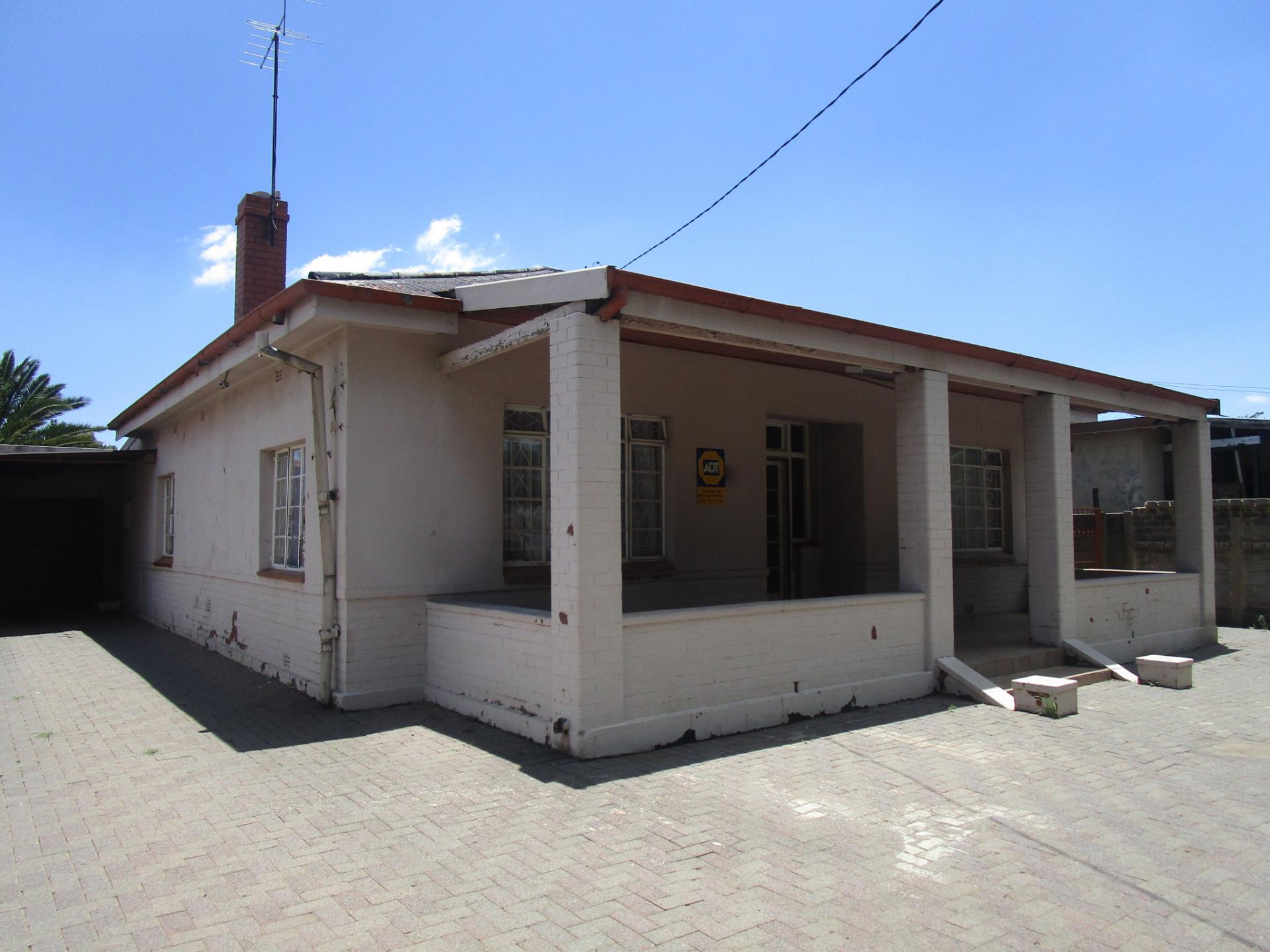 Front View of property in Vereeniging