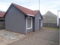 Front View of property in Vosloorus