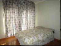 Bed Room 2 - 11 square meters of property in Lenasia South