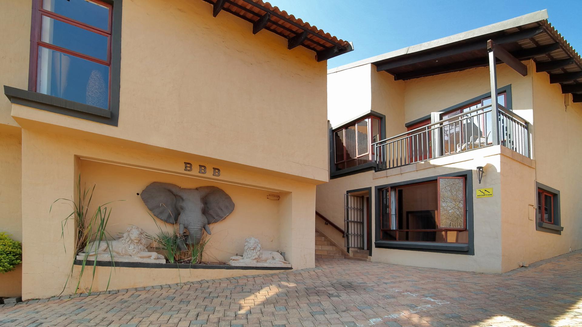 Front View of property in Montana Park