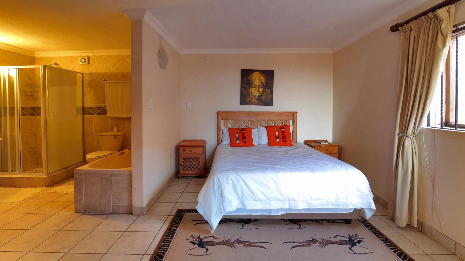 Bed Room 5+ - 99 square meters of property in Montana Park