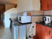 Kitchen - 29 square meters of property in Montana Park