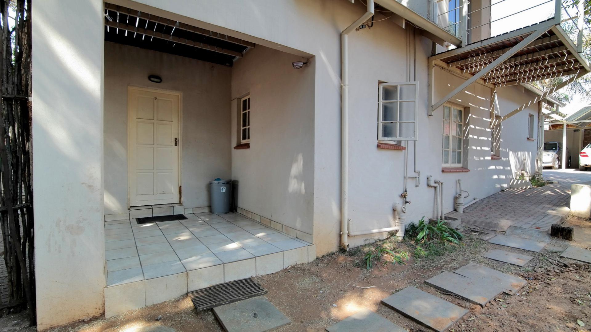 Front View of property in Montana Park