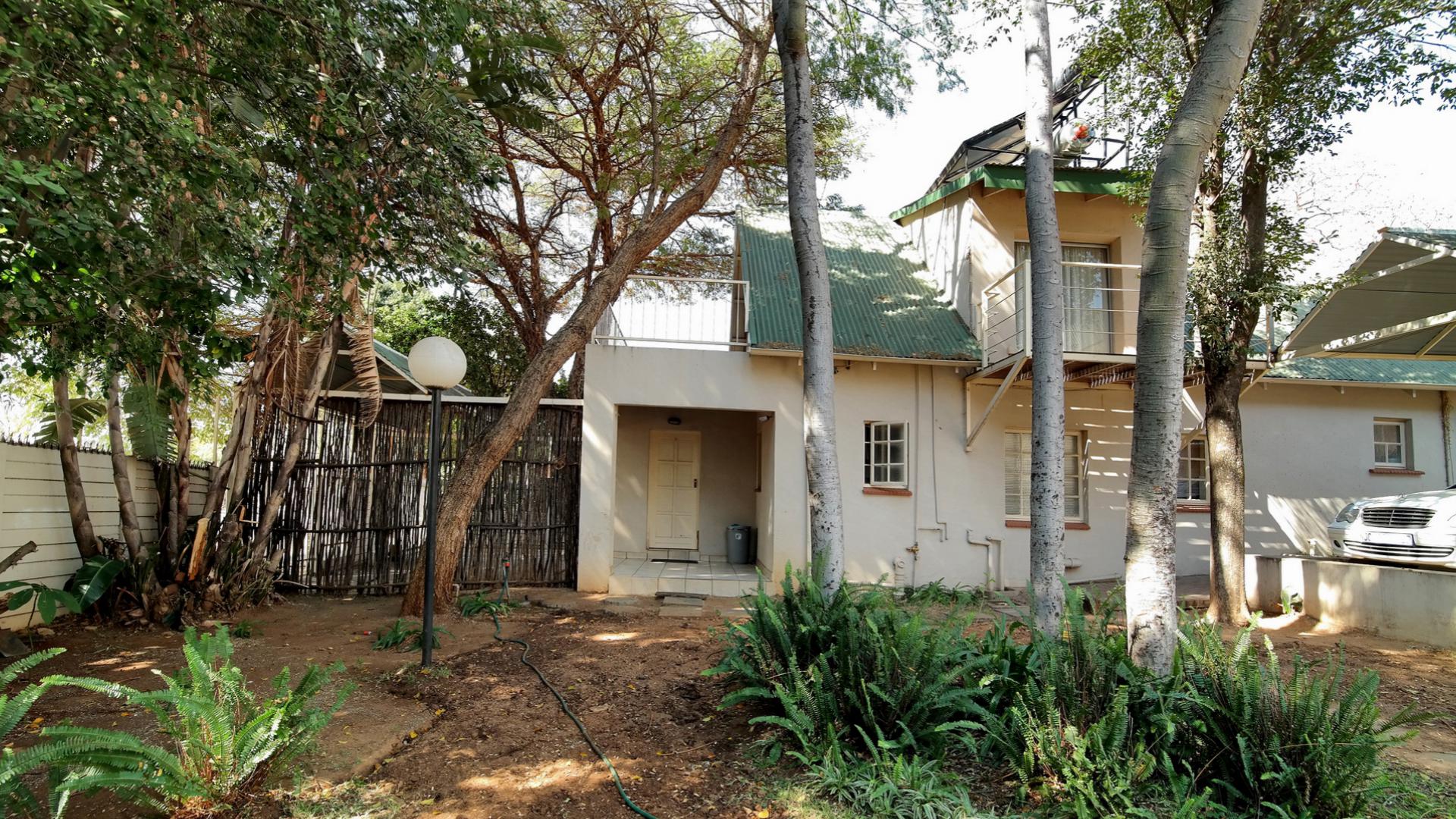 Front View of property in Montana Park