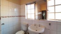 Bathroom 3+ - 46 square meters of property in Montana Park