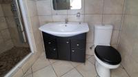 Bathroom 3+ - 26 square meters of property in Montana Park