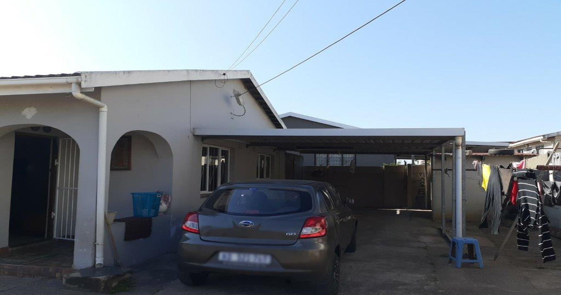 Front View of property in Chatsworth - KZN