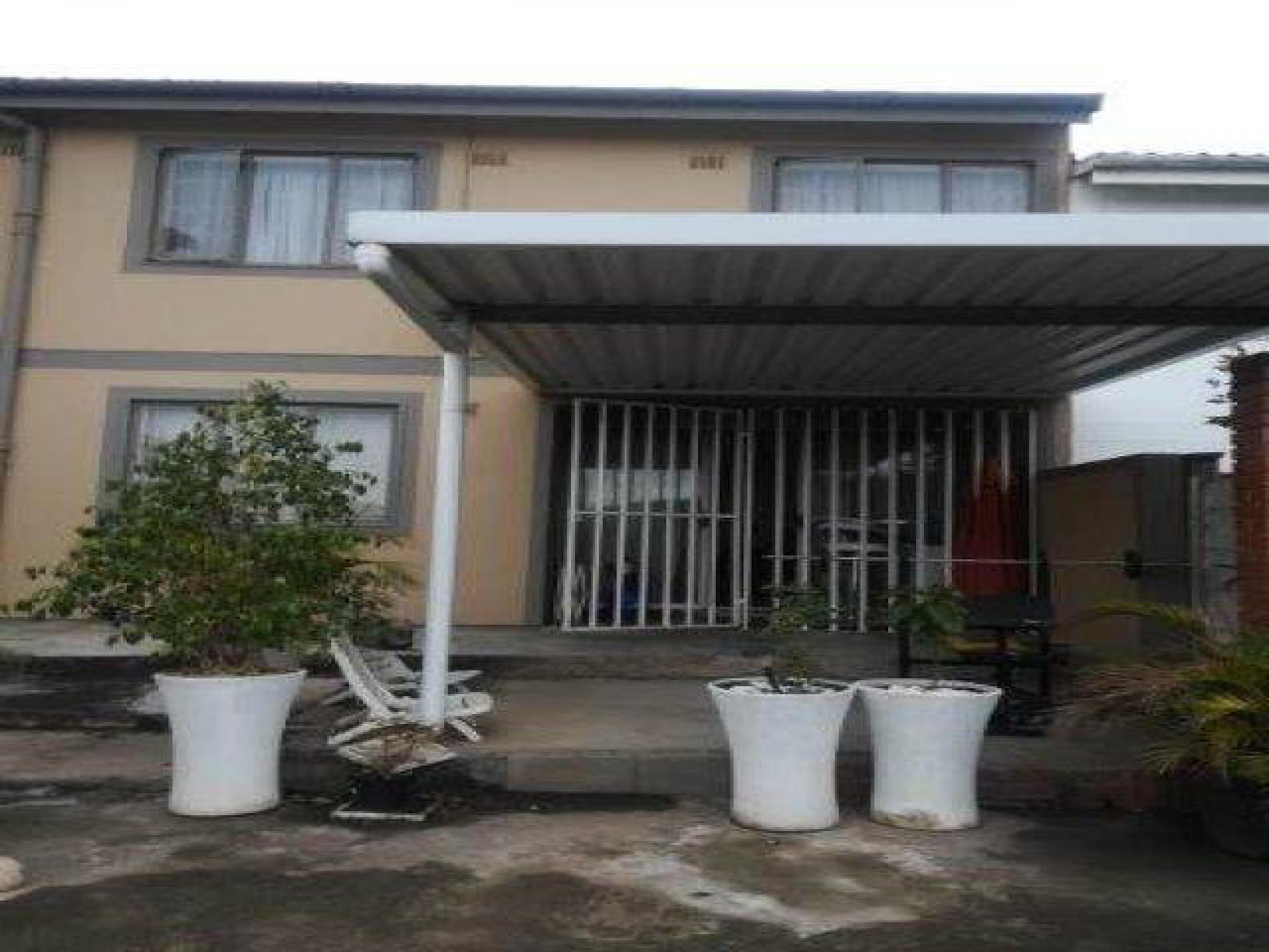 Front View of property in Newlands East