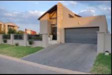 Front View of property in Copperleaf Golf and Country Estate