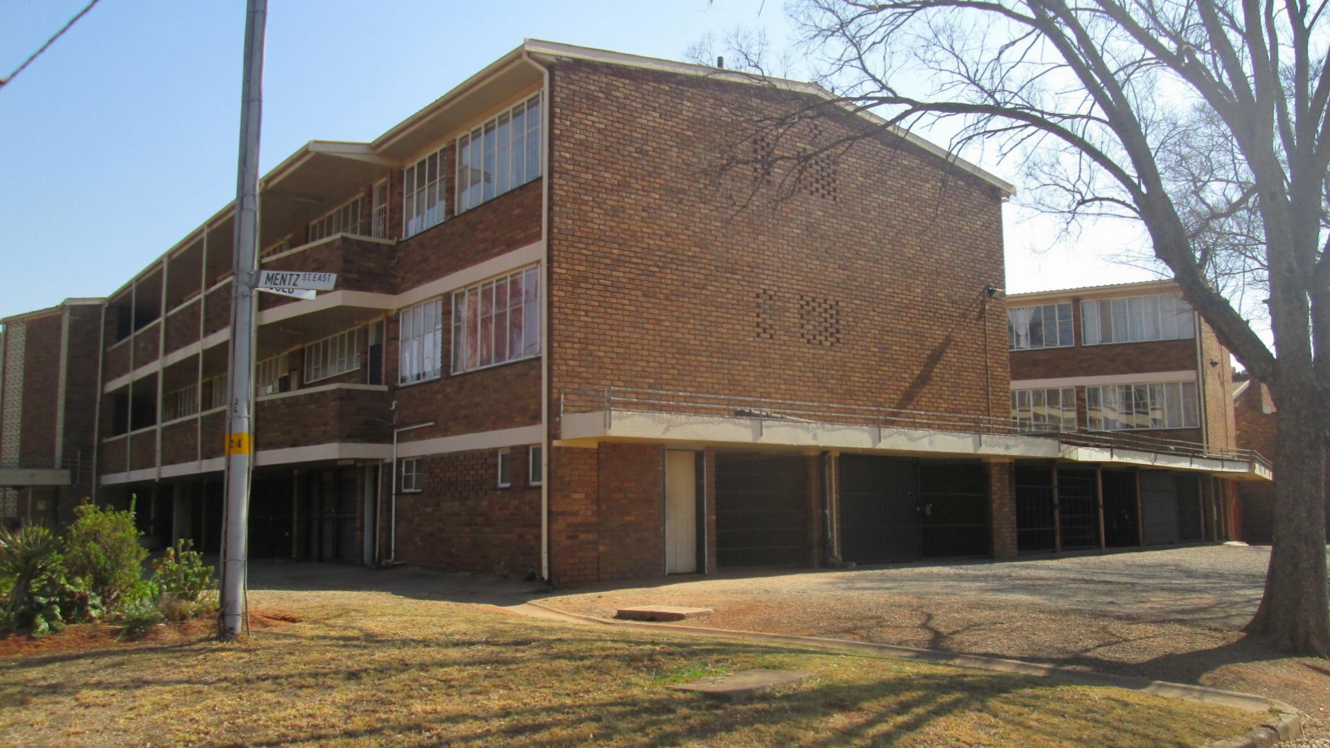 Front View of property in Casseldale