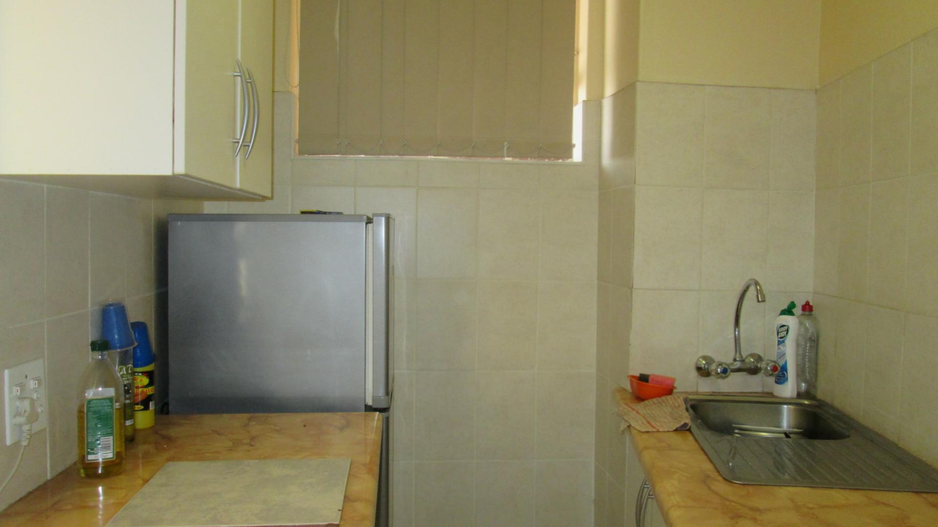 Kitchen - 6 square meters of property in Casseldale
