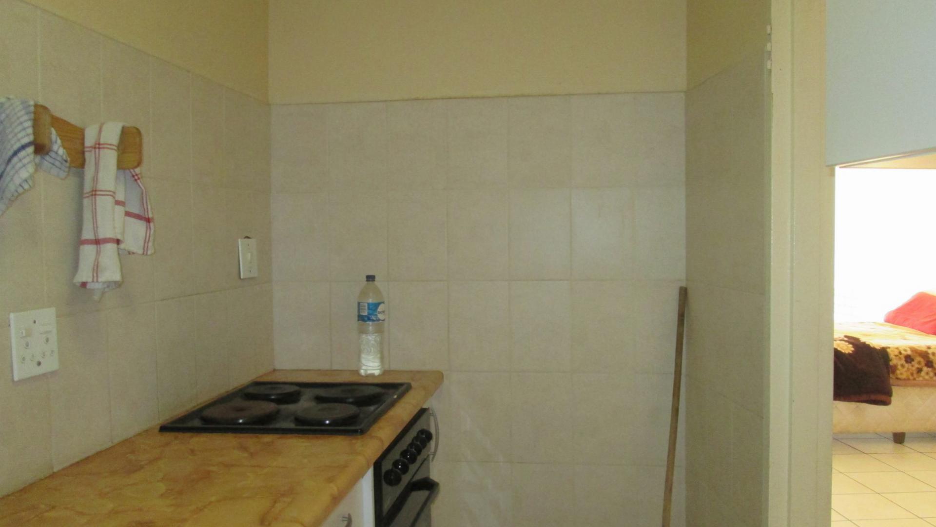 Kitchen - 6 square meters of property in Casseldale