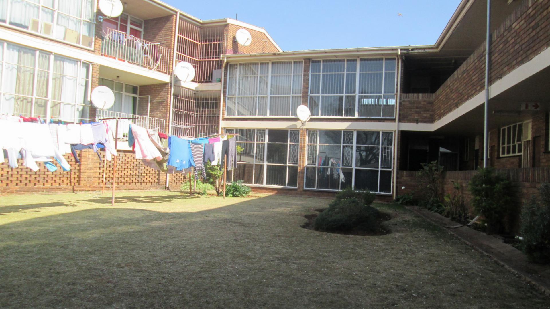 Backyard of property in Casseldale