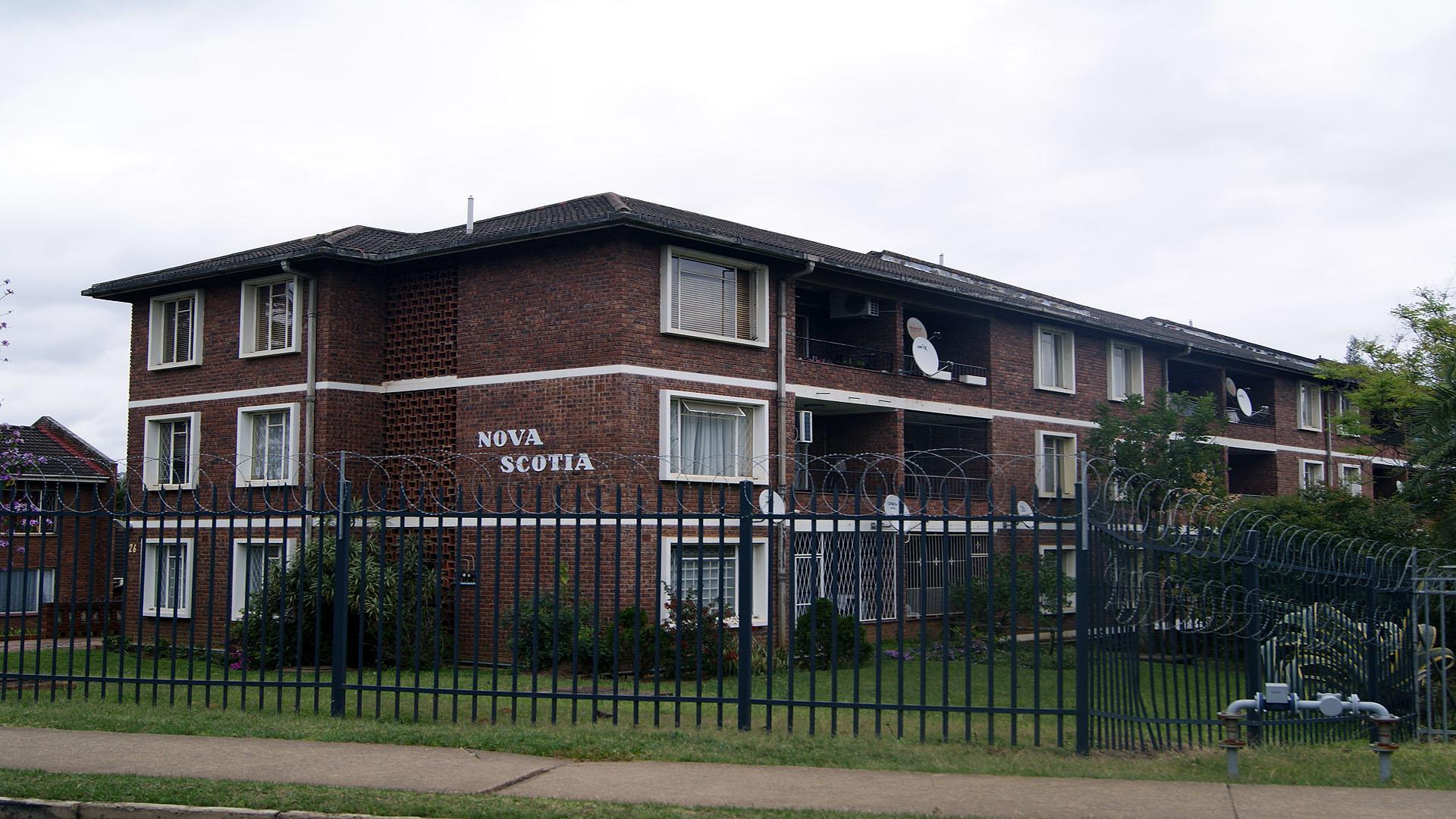 Front View of property in Pelham