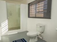 Bathroom 2 - 3 square meters of property in Paternoster