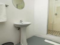 Bathroom 1 - 4 square meters of property in Paternoster