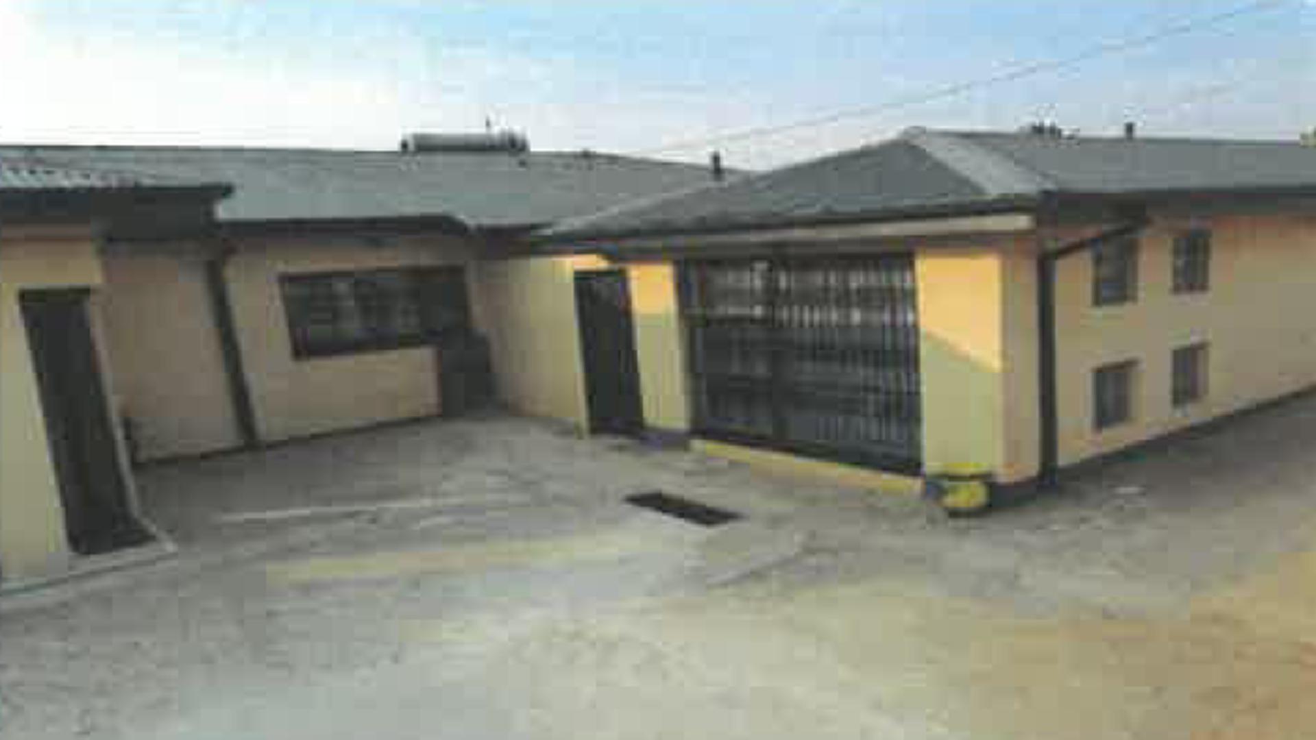Front View of property in Pretoria Central