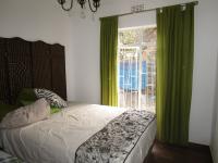 Bed Room 1 - 10 square meters of property in Boksburg